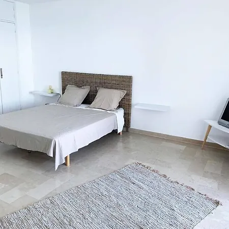 En Bord De * Пьетранера